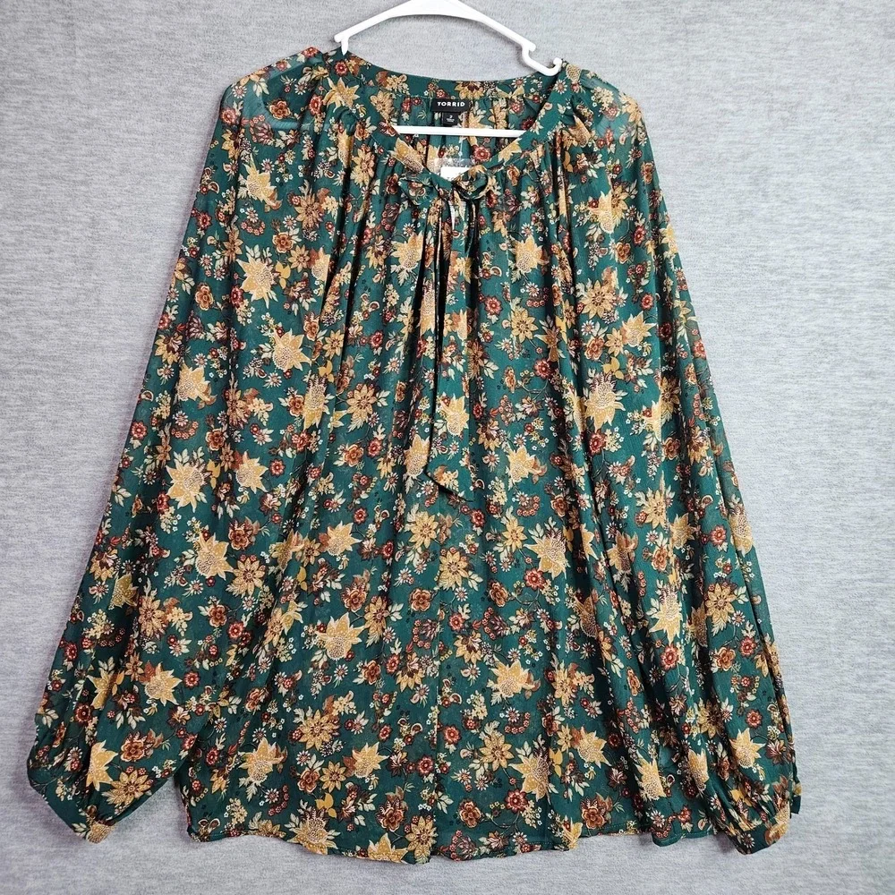 Torrid Womens Blouse Top 2X Green Floral Crinkle Chiffon Tie Front Boho Peasant